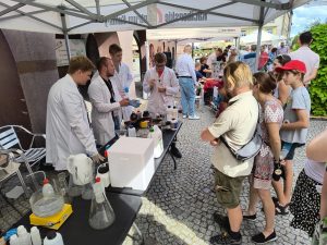 Read more about the article 4. Festiwal Odkrywców z udziałem naszych techników analityków