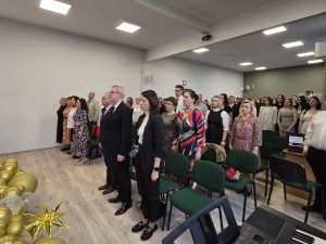 Read more about the article Świadectwa wręczone, Oskary rozdane
