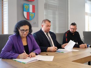 Read more about the article Kolejna inwestycja w rozwój szkolnictwa zawodowego w powiecie raciborskim – CKZiU nr 1 w Raciborzu