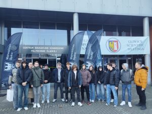 Read more about the article „Geodezja to Sztuka”. Odbył się Światowy Dzień GIS – Systemy Informacji Geograficznej