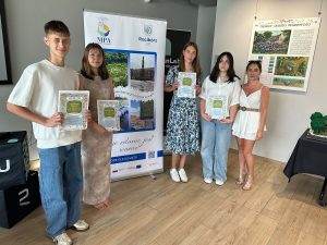 Read more about the article Architekci krajobrazu nagrodzeni w konkursie „Młodzi dla klimatu – projekt ogródka deszczowego”